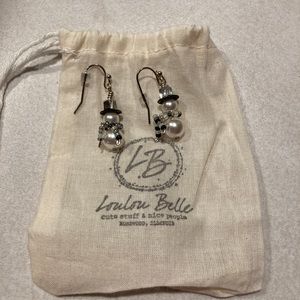 Beaded snowman earrings